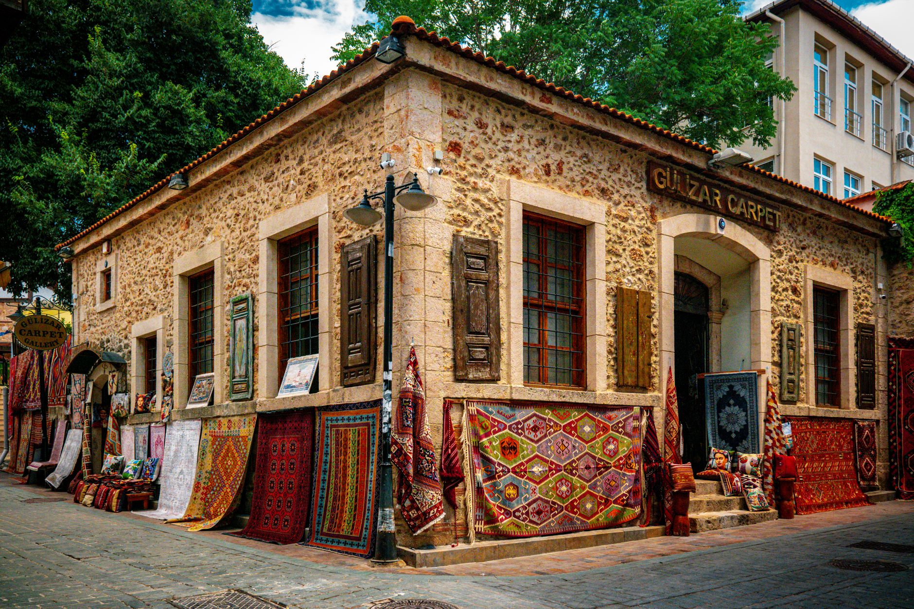SHOW BARBER’S saç tasarım ve Yerel İşletme fotoğrafı 6